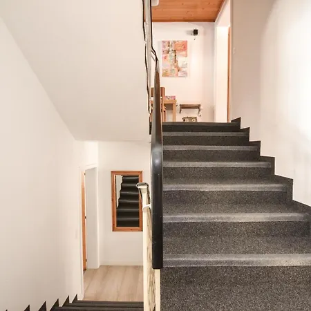 Chalet Jewel Triplex *